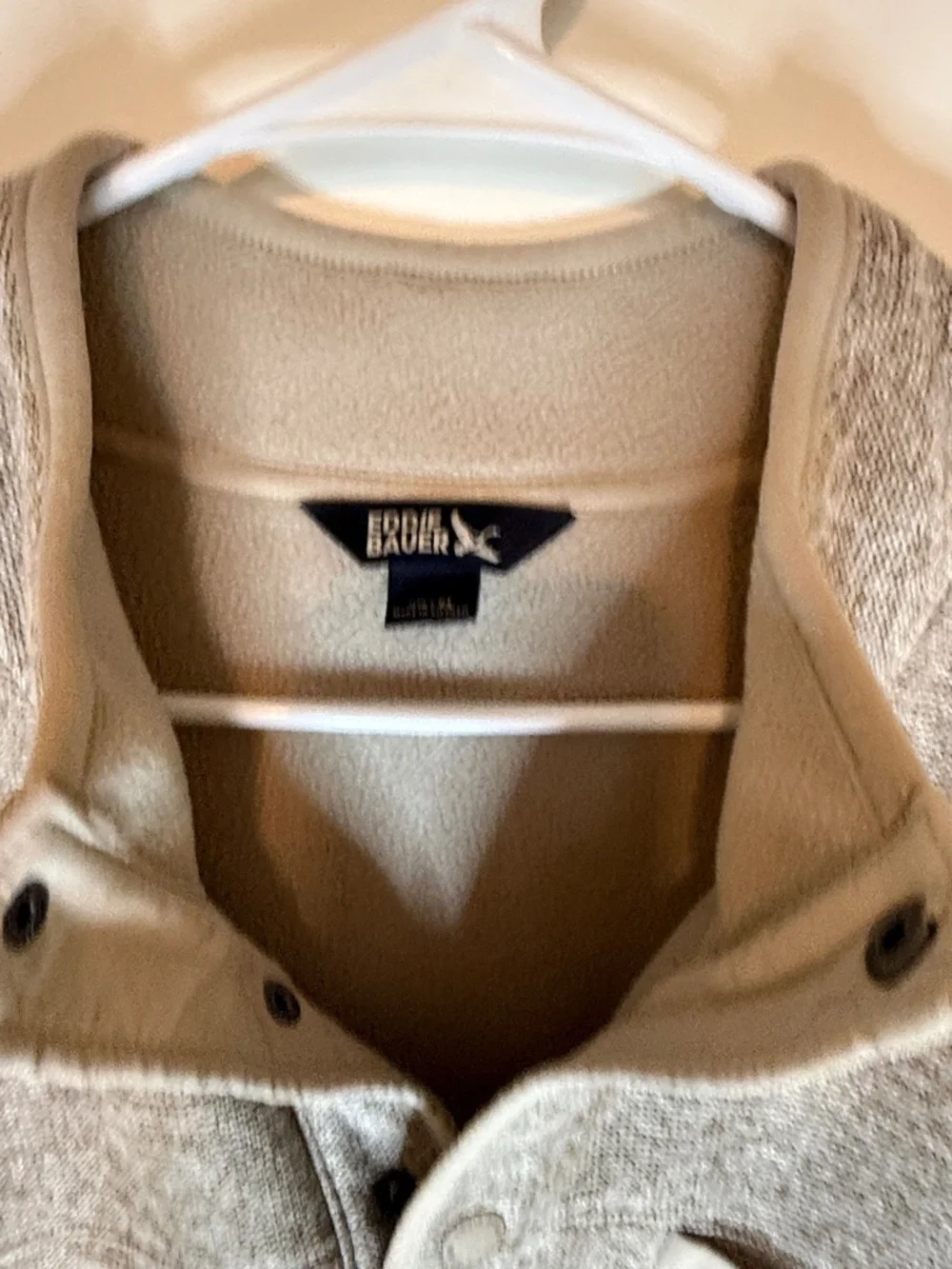 Eddie Bauer Quarter Snap Pullover Sweater Men’s XL Mock Collar Tan/Cream Color‎